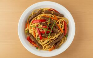 GR-R-V-000050272Fv32Frect.jpeg Beef Stir-Fry Spaghetti